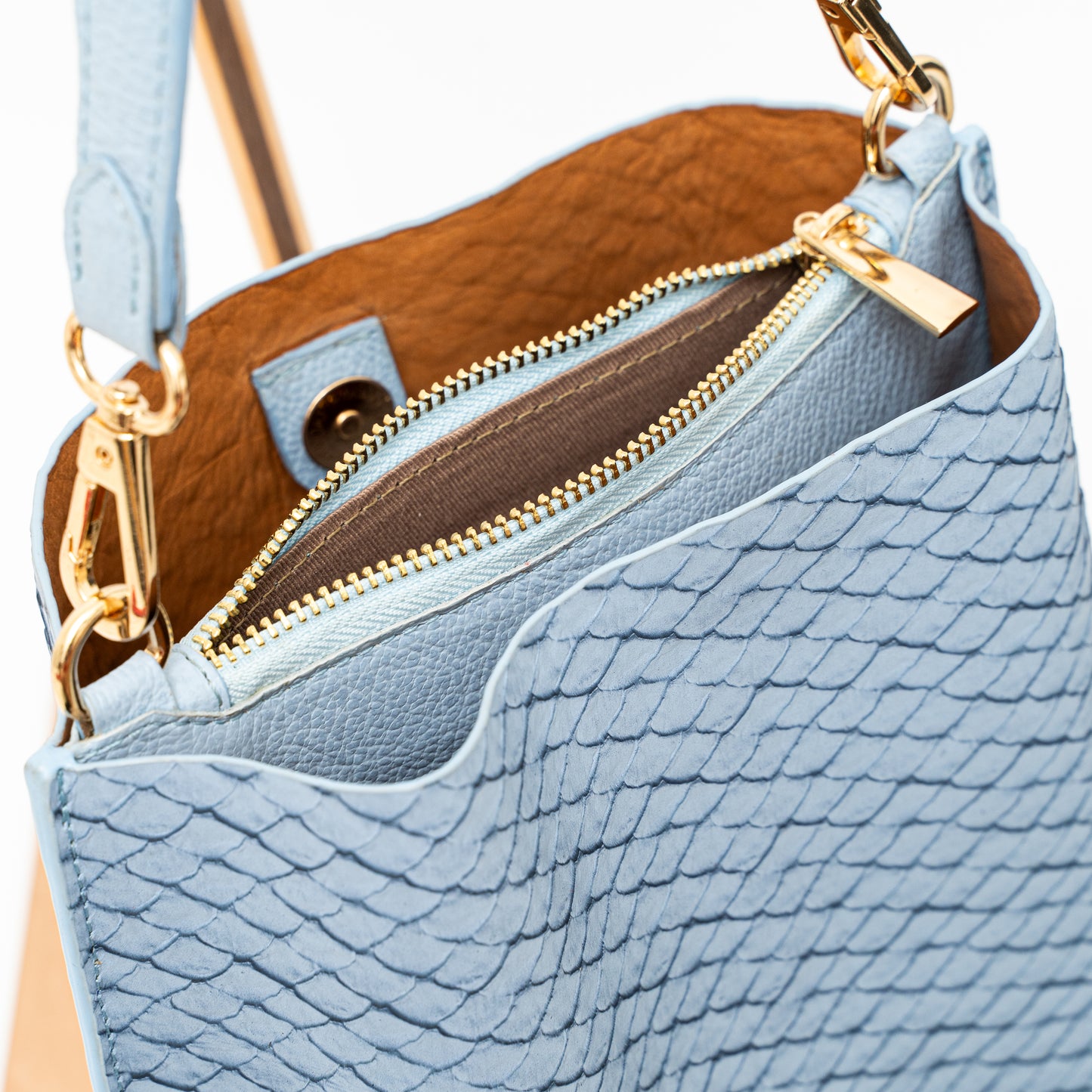 Cartera Laura - Artesania de lujo 100% en cuero